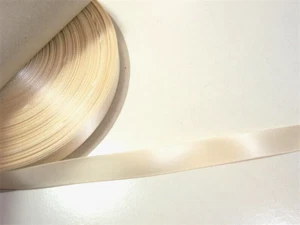 Light Ivory Single Face Satin Ribbon 5/8 inch wide x 10 yards Polyester B31 - Picture 1 of 5