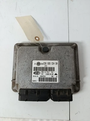 Centralina motore VW Golf IV 4 Bora 1.6L AZD ECU 036906034BH 77KW/105CV - Immagine 1 di 3