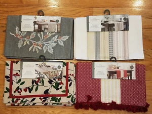 Threshold Christmas Table Runner 14x72 * Red Gold Stripe w/ Tassle * NEW NWT - Picture 1 of 4