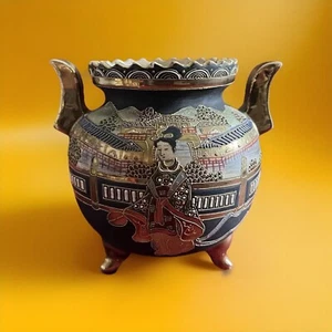 Antique Satsuma Footed Incense Burner Koro with Two Handles Japan Taisho - Picture 1 of 17