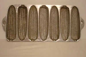 Wagner Ware Krusty Korn Kobs Junior 458 Aluminum Cornbread Muffin Stick Pan - Picture 1 of 17