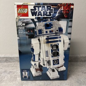 NEW Sealed LEGO Star Wars: R2-D2 (10225)