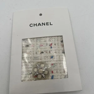 authentic chanel buttons for jacket - Picture 1 of 2