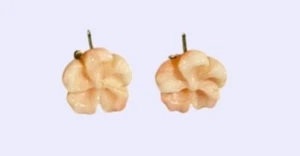 Vintage Angel Skin Coral Flower Stud Earrings 14K Gold Post Carved Petals - Picture 1 of 3