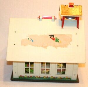 Vintage! 1972 Fisher- Price School House Pretend Toy 15-pc PlaySet #923