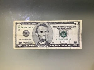 United States US America 5 Dollars 2003 A Circulated - Picture 1 of 2