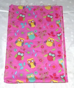 Fabric Owls on Pink 32x44 inches NEW - Picture 1 of 2