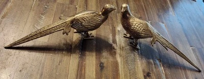 De colección - Juego de 2 estatuillas de faisán de latón macizo de mediados de siglo con cola larga Foto 1 de 4