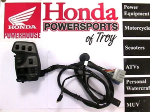 INTERRUPTOR DE MANILLAR IZQUIERDO ORIGINAL HONDA FABRICANTE DE EQUIPOS ORIGINALES 2006-08 GL1800 GOLDWING *35200-MCA-H01* - Imagen 1 de 3