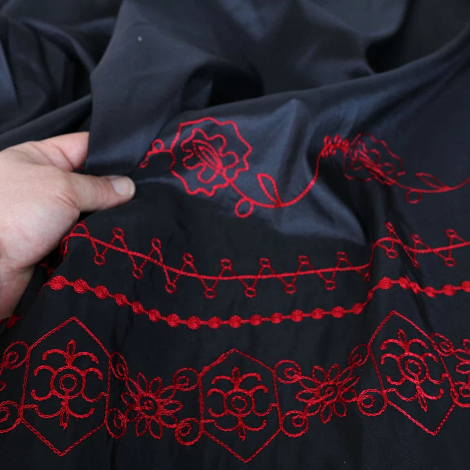 Kleider TAFT bestickter Kleiderstoff Deko-Stoff Rock Meterware - Bild 1 von 2