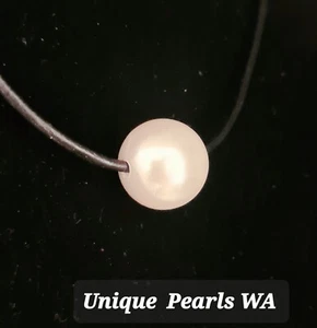Large Solid South Seas Shell Pearl Necklace NEW with black neck band - Picture 1 of 2