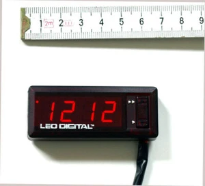 LED Uhr 12V Kfz Auto Zeitanzeige Autouhr borduhr digital PKW COCKPIT rot flach r - Bild 1 von 1
