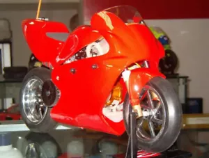 CARROZZERIA MOTO SCALA 1/5 + PARTI - Imagen 1 de 2