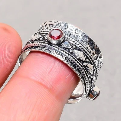 Anillo de joyería vintage tribal de piedras preciosas granate mozambique facetado Bali 10" SR 97 Foto 1 de 4