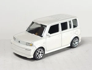 Matchbox loose Scion xB white - Picture 1 of 2