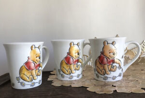 Set of 3 Disney Ceramic Winnie the Pooh Daisy Chain Coffee Mug Set New ☕️🌻