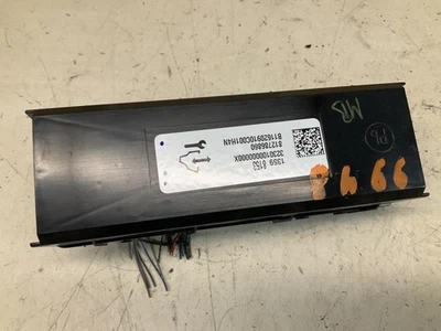 Módulo de control de temperatura climatizado Chevrolet Cruze 16-17 sedán N Foto 1 de 4