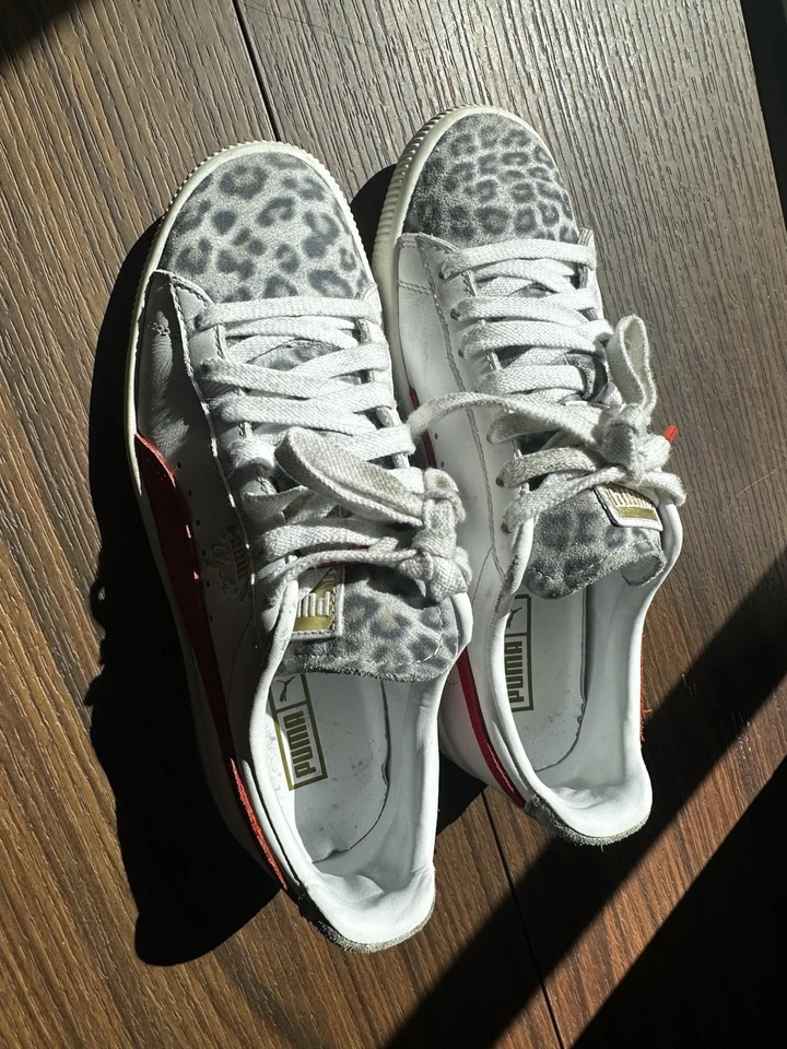 PUMA Women’s Size 39 8.5 ) Clyde Leopard Sneakers White/RedWOMEN'S - Image 1 of 4