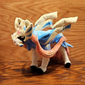 Pokemon Center Authentic Zacian Plüschtier Schwert und Schild Pokedoll Stofftier - Bild 1 von 9