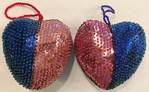 NUOVO set 2 decorazioni San Valentino cuore amore perline a mano regalo relazione - Foto 1 di 4
