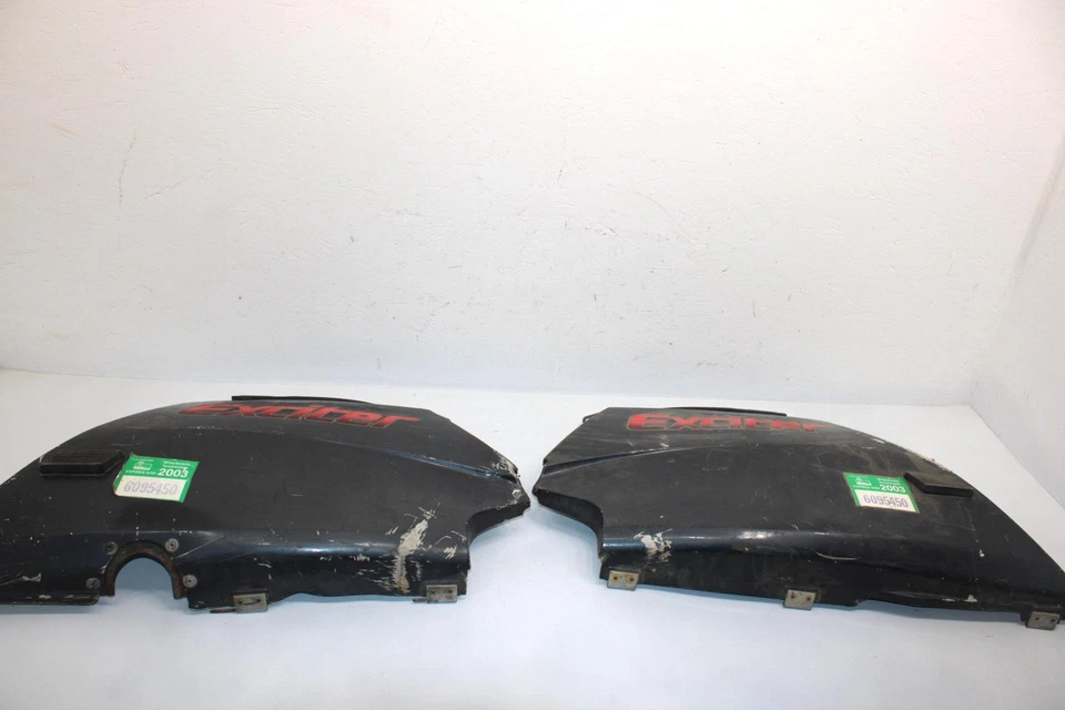 88 Yamaha Exciter Oem Hood 3 And 4 82M-2198H-00-00 82M-2197H-00-00 SY1 - Image 1 of 4