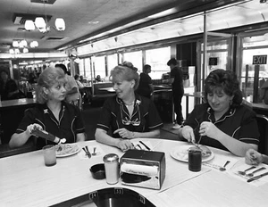 Melrose Diner Waitress Philadelphia, Pa 16x20 Fine Art Print - Picture 1 of 1