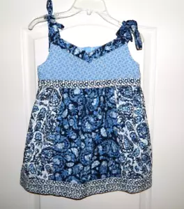Girl's GAP Blue & White Floral Top Size 10 - Picture 1 of 3