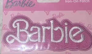 Barbie: Parche bordado para planchar de 3,75" (NUEVO) con licencia - Imagen 1 de 1
