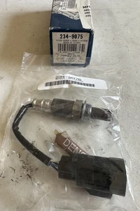 Denso 234-9075 Upstream Air Fuel Ratio Oxygen O2 Sensor For LR3 Range Rover - Picture 1 of 2