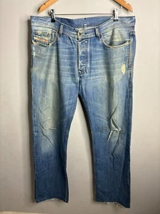 Diesel Men’s Quratt 008BK Wash Straight Denim Jeans Men's Size 38W 34L 900 - Picture 1 of 11