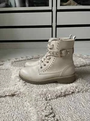 Marco Tozzi botki kowbojki i motocyklowe cream kremowe 41 perły złote klamry - Image 1 of 4