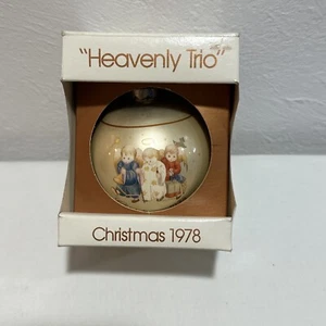 Schmid Berta Hummel 1978 Christmas Ornament - Heavenly Angel Trio - Picture 1 of 8