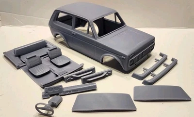 Axial Scx24 Body * Lada Niva Body With Interior 1/24th Scale 132wb Crawler Body - Image 1 of 4