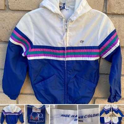 Jaqueta corta-vento listrada vintage anos 80 Op Ocean Pacific infantil tamanho G com capuz - Imagem 1 de 4
