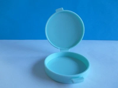 Tupperware Miniatur Pillendose Tabletten Behälter rund hellblau blau NEU - Bild 1 von 2