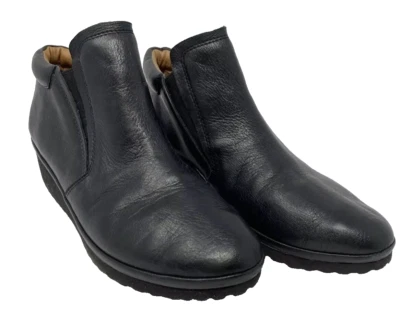 Botín Nara para mujer Gentle Souls de cuero negro talla 8M Foto 1 de 4