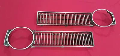FORD FALCON XY GT GRILLE INSERT PAIR WITH CLIPS FITS GS FAIRMONT 351  - image 1 of 3
