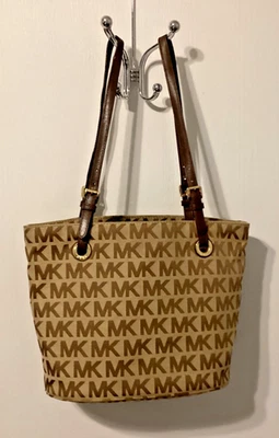 Michael Kors MK Jet Set 旅行托特包 MK Monogrammed 手提包 钱包 棕色 二手状况完好 — 第 1/4 张图片