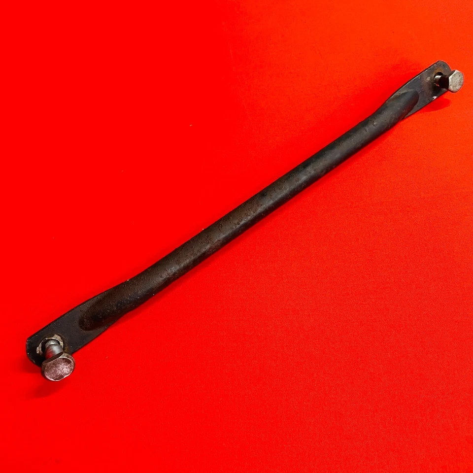 Braço de suporte de freio traseiro DT50 original do fabricante Yamaha DT 50 LC (1988-1990) - Imagem 1 de 4