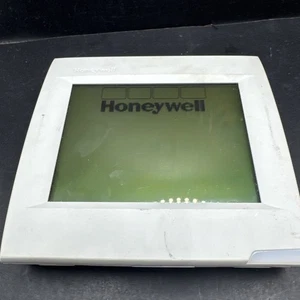 Honeywell VisionPRO  Programmable Thermostat(TH8110R1008) no Test  For Parts - Picture 1 of 6