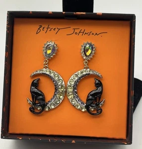 Betsey Johnson Silver Tone Black Cat Sitting On Crescent Moon Drop Earrings NWT - Picture 1 of 6