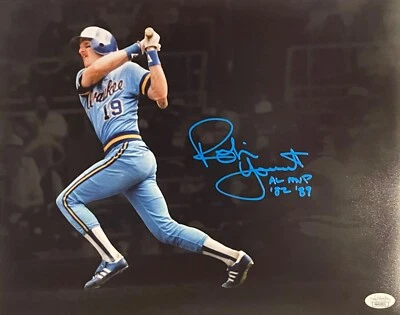 Brewers Hall of Famer Robin Yount Signed 11x14 Photo w/JSA Cert - Image 1 of 2