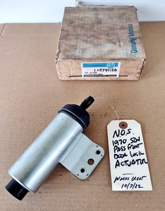 GM 1969 1970 NOS Power PASSENGER FRONT Door Lock Actuator Solenoid (4-door-car) - Picture 1 of 11