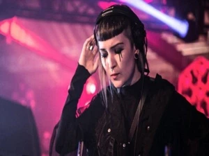 Maya Jane Coles Live Techno & Tech House DJ-Sets Compilation (2011 - 2024) - Picture 1 of 7
