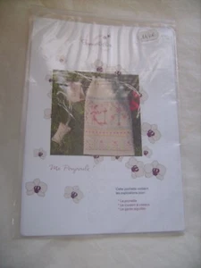 Fiche pour ouvrages de broderie Tournicoton : pochette, coussin à ciseaux... - Foto 1 di 1