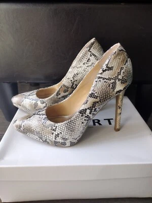 Nuevo Report Tashi Mujer Imitación Cuero Serpiente Texturizado Tacón de Aguja 7.5  Foto 1 de 4
