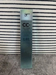 it Cosmetics CC+ Crema Libre de Aceite Mate Neutro Medio 1.08 fl oz Exp 01/2022 - Imagen 1 de 1