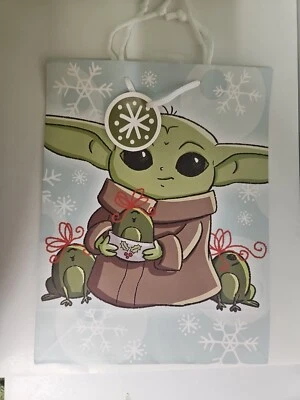 Sacolas de presente Grogu Star Wars Baby Yoda 10 pol.x4,5 pol.x13 pol. 11 ct. Bolsas - Imagem 1 de 4