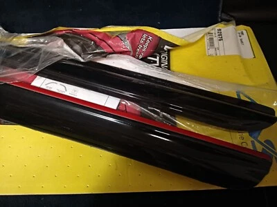 Deflector Ventvisor AVS 92676 2 piezas. Ford Transit-150 2015-2022 Foto 1 de 2