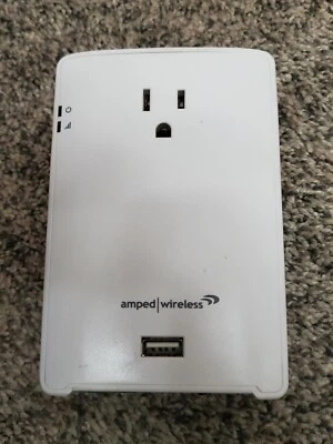 Amped Wireless High Power AC1200 Plug In Wi-Fi Range Extender Model REC22P - Image 1 of 4